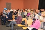 Wykład prof.dr.hab.n.med. Krzysztofa Kuli ˝Zróbmy z mężczyzny zdrowego człowieka˝ wzbudził zainteresowanie wśród studentów Chęcińskeigo Uniwersytetu Trzeciego Wieku.