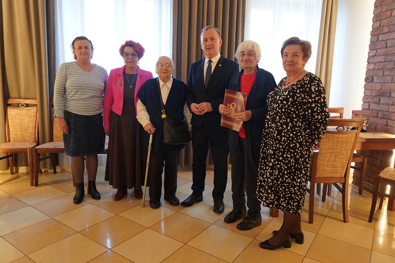 Święto nauczycieli w Chęcinach – 120 lat ZNP i 85 lat Tajnej Organizacji Nauczycielskiej